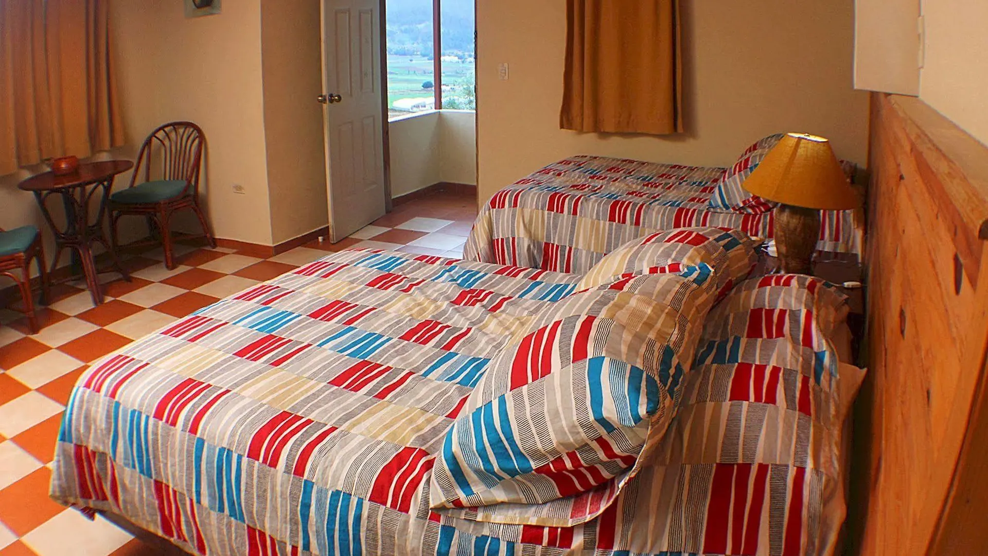Altocerro Villas Hotel & Camping Constanza